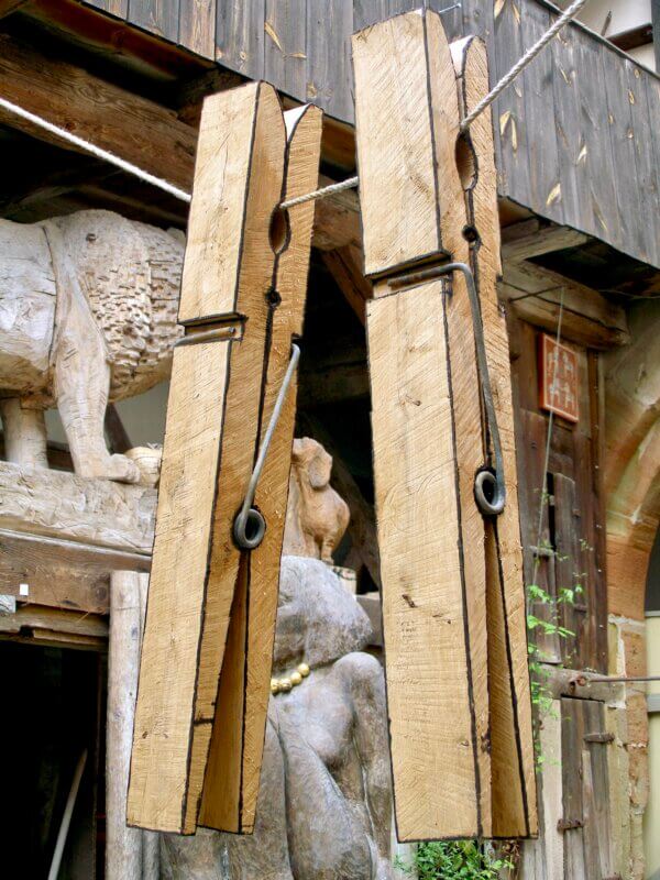 Wäscheklammern - Eiche gefasst, Eisenstange